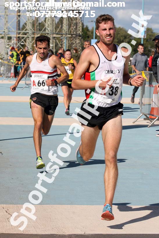 Senior mens Northern 6 Stage Road Relay, SportsCity, Manchester. Photo: David T. Hewitson/Sports for All Pics